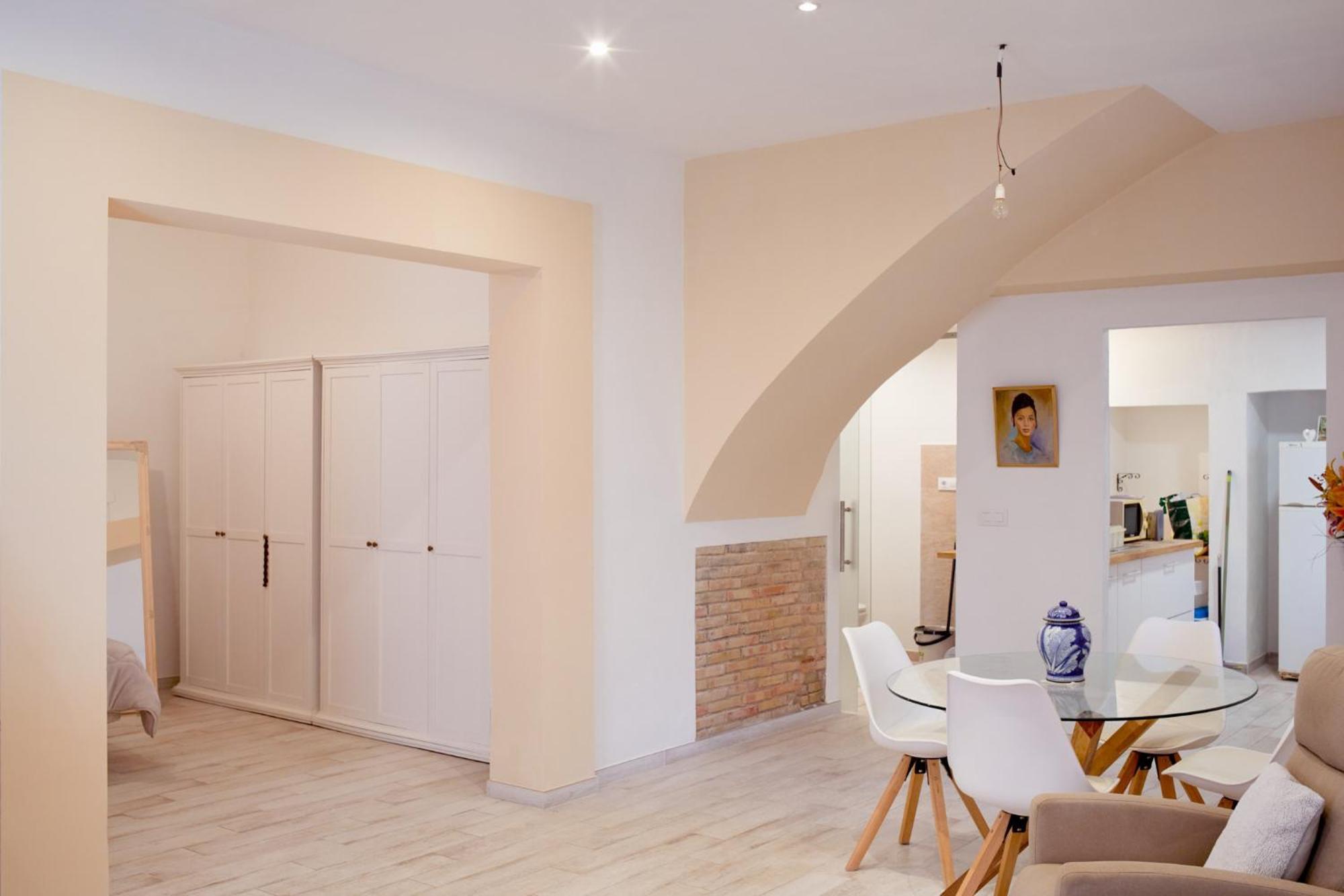 Loft Con Encanto En El Corazon Historico De Peralada Eksteriør billede